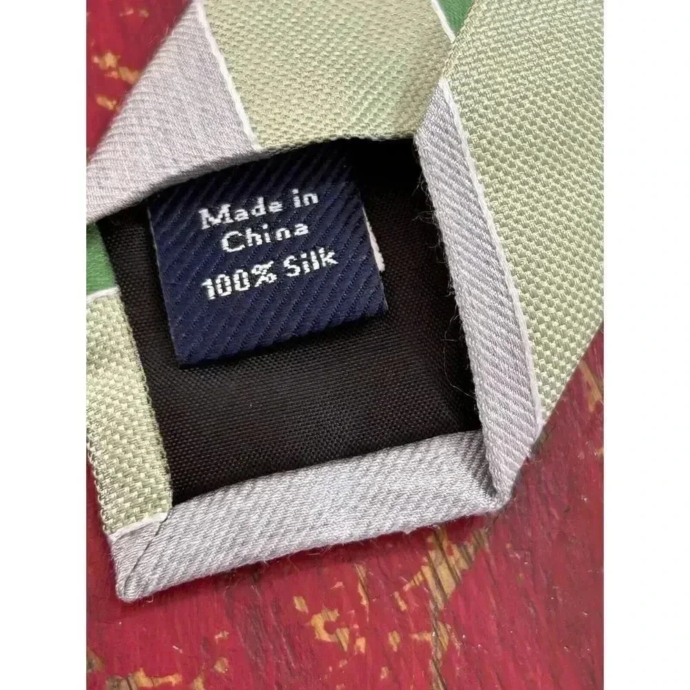 Croft & Barrow Green Gray White Diagonal Stripe Silk Necktie 3” X 48” New